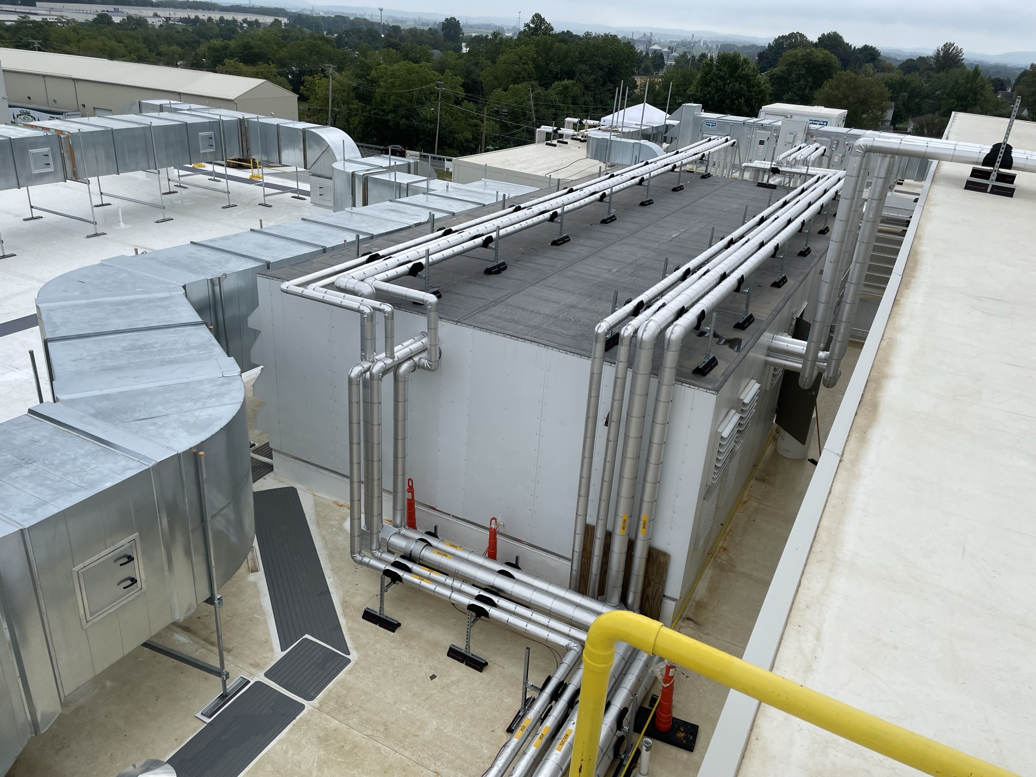 advansorultra-CO2-booster-industrial-systems-photo-2.JPEG